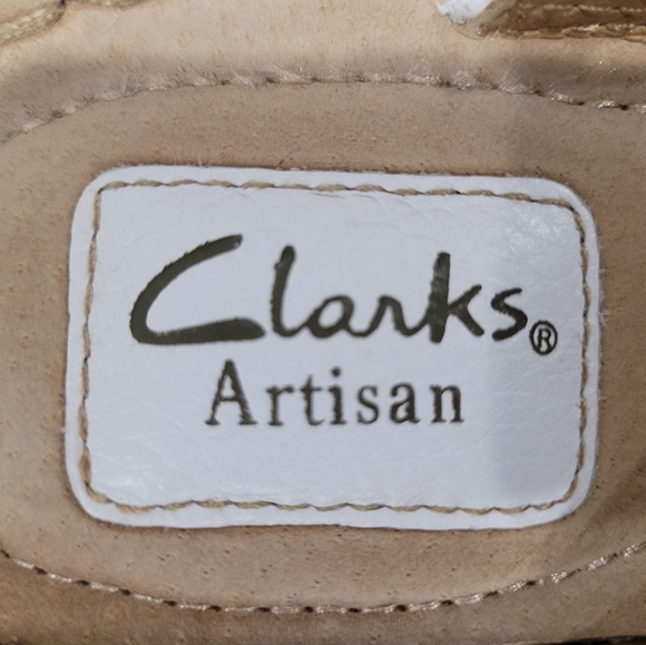 Clarks Artisan Sandals - Picture 5 of 6